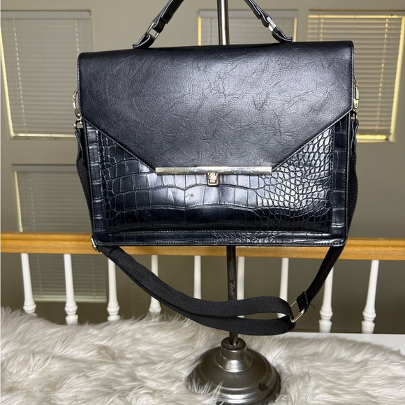 BEIS Handbags - BEIS Elegant Black Croc-Embossed Women's Laptop Bag Good Condition Normal Wear